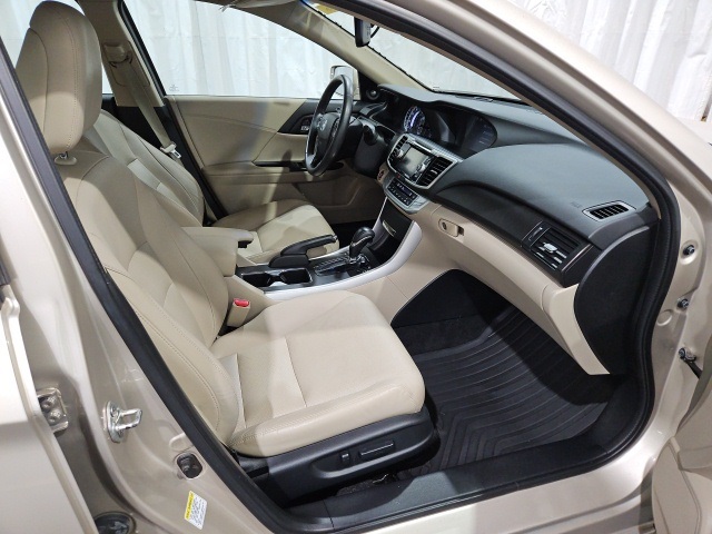 2013 Honda Accord EX-L photo 14