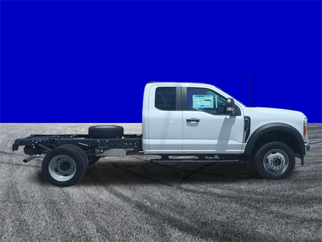2025 Ford F-450 XL photo 3