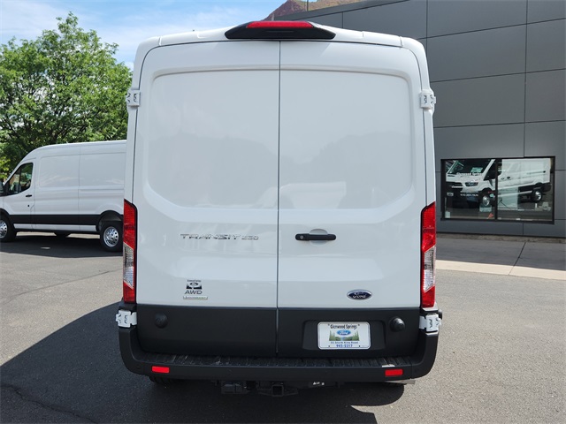 2025 Ford Transit Cargo Van photo 4