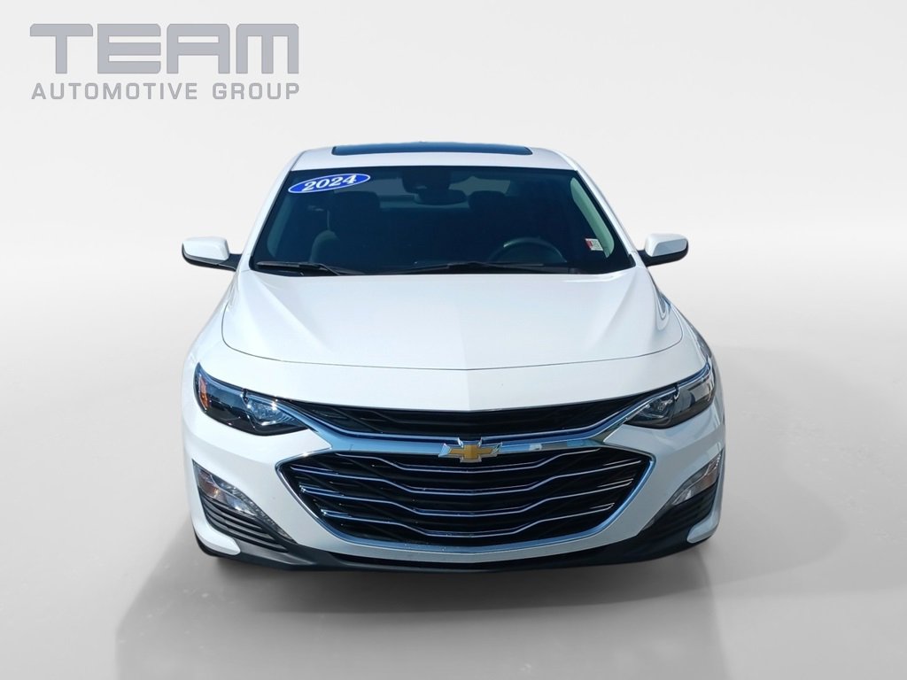 2024 Chevrolet Malibu 1LT photo 2