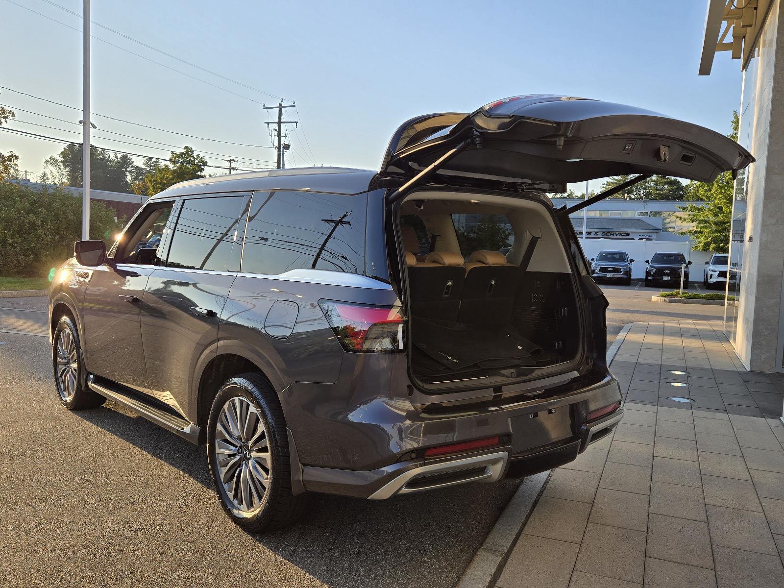 2025 Infiniti QX80 Luxe photo 32