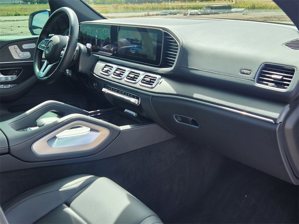 2022 Mercedes Benz GLS 450 4MATIC photo 15