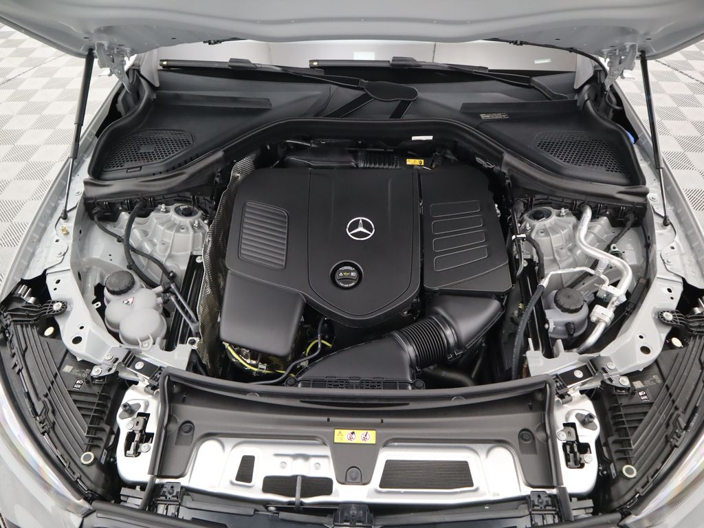 2026 Mercedes Benz GLC 300 photo 27