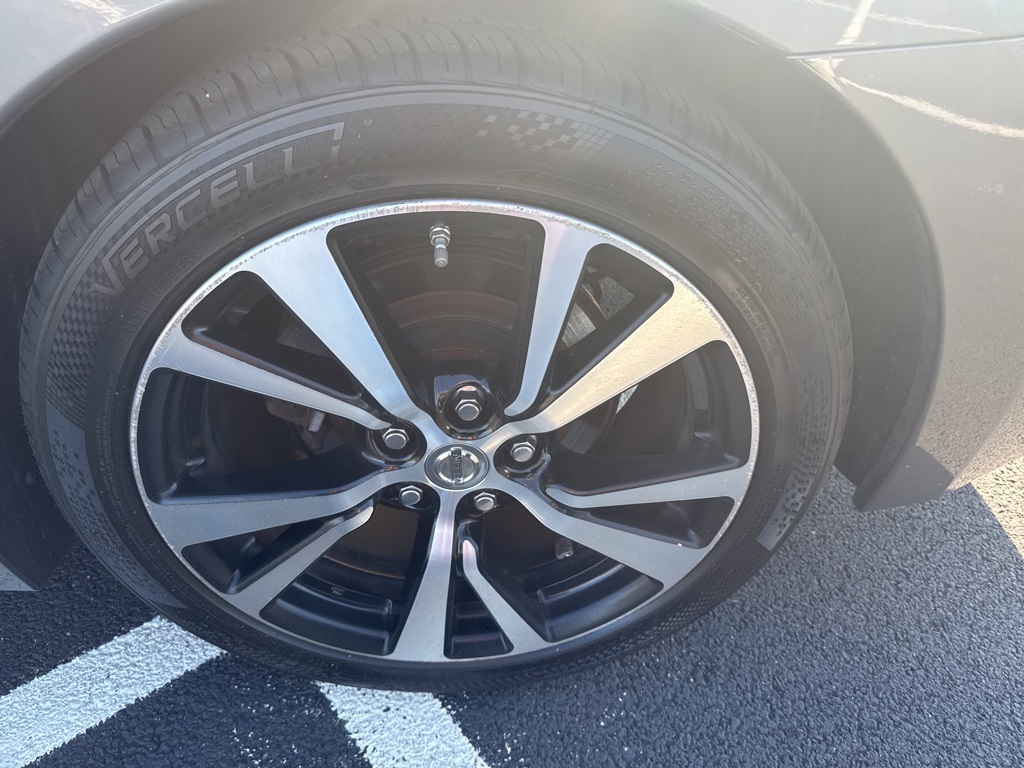 2018 Nissan Maxima SV photo 10