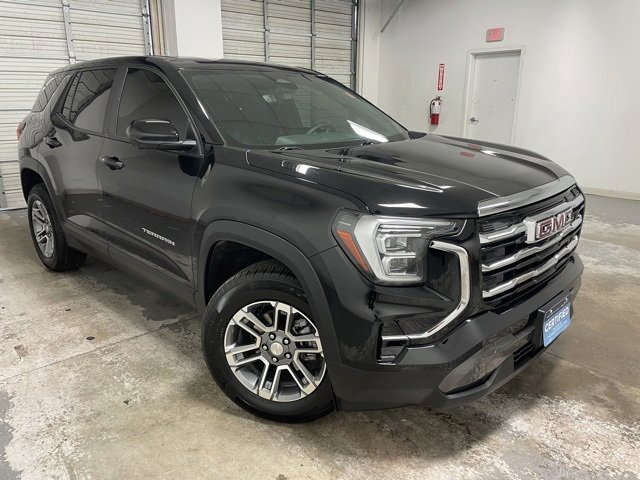 2025 GMC Terrain Elevation's photo