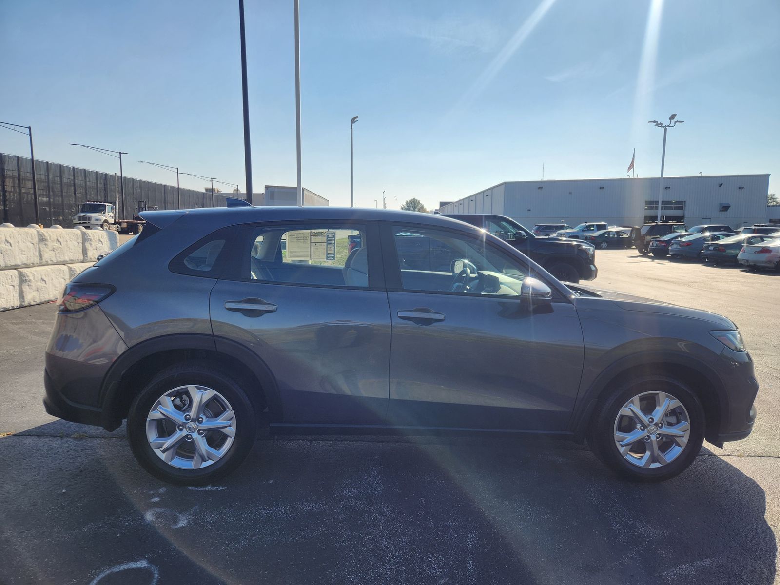 2023 Honda HR-V LX photo 6