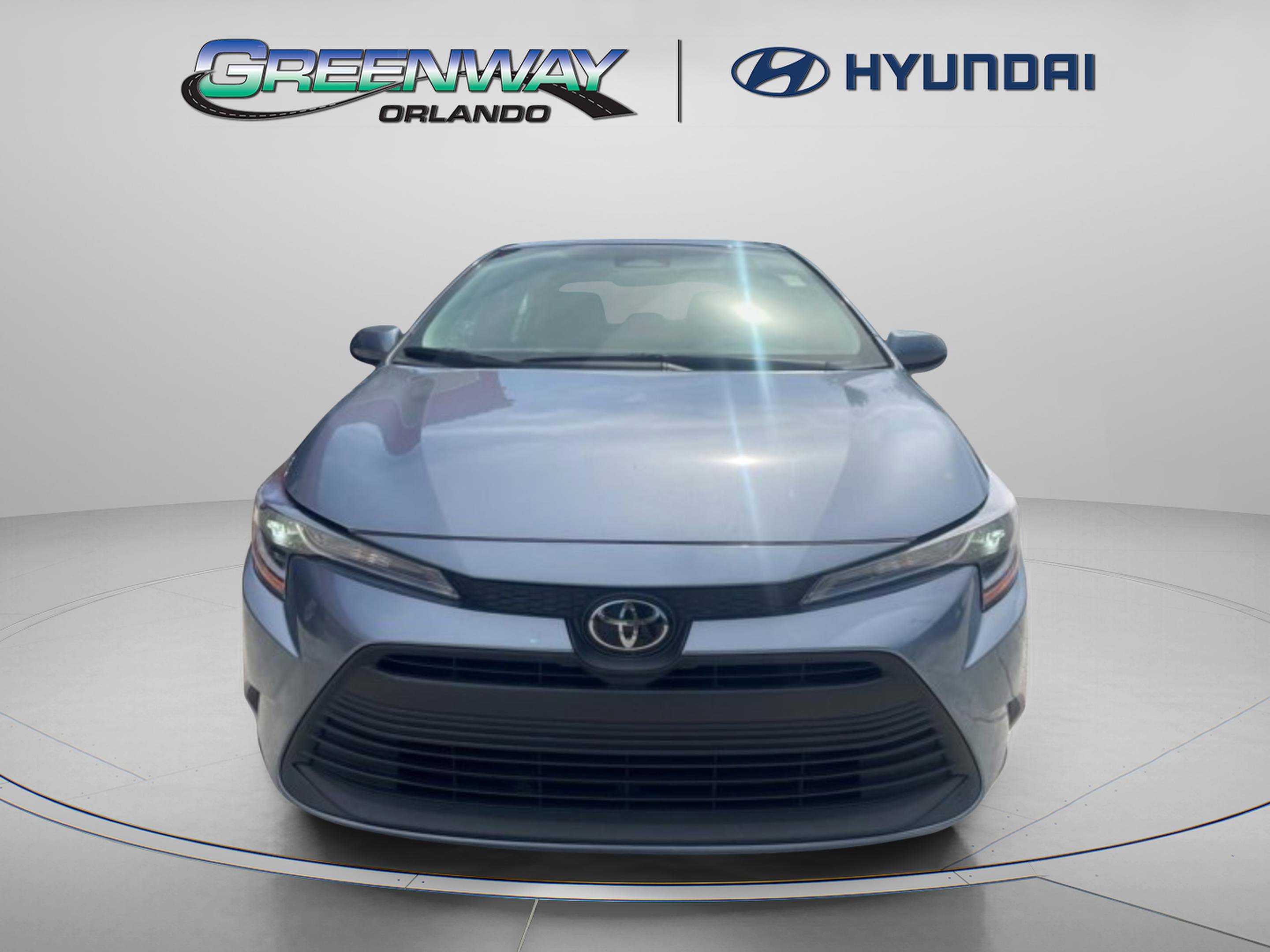 2024 Toyota Corolla LE photo 2