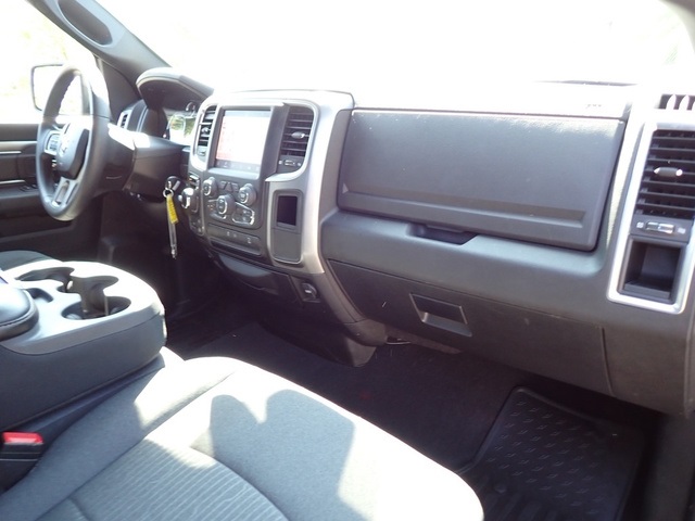 2022 Ram 1500 Classic Warlock photo 12
