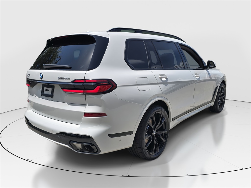 2026 Bmw X7 xDrive40i photo 3
