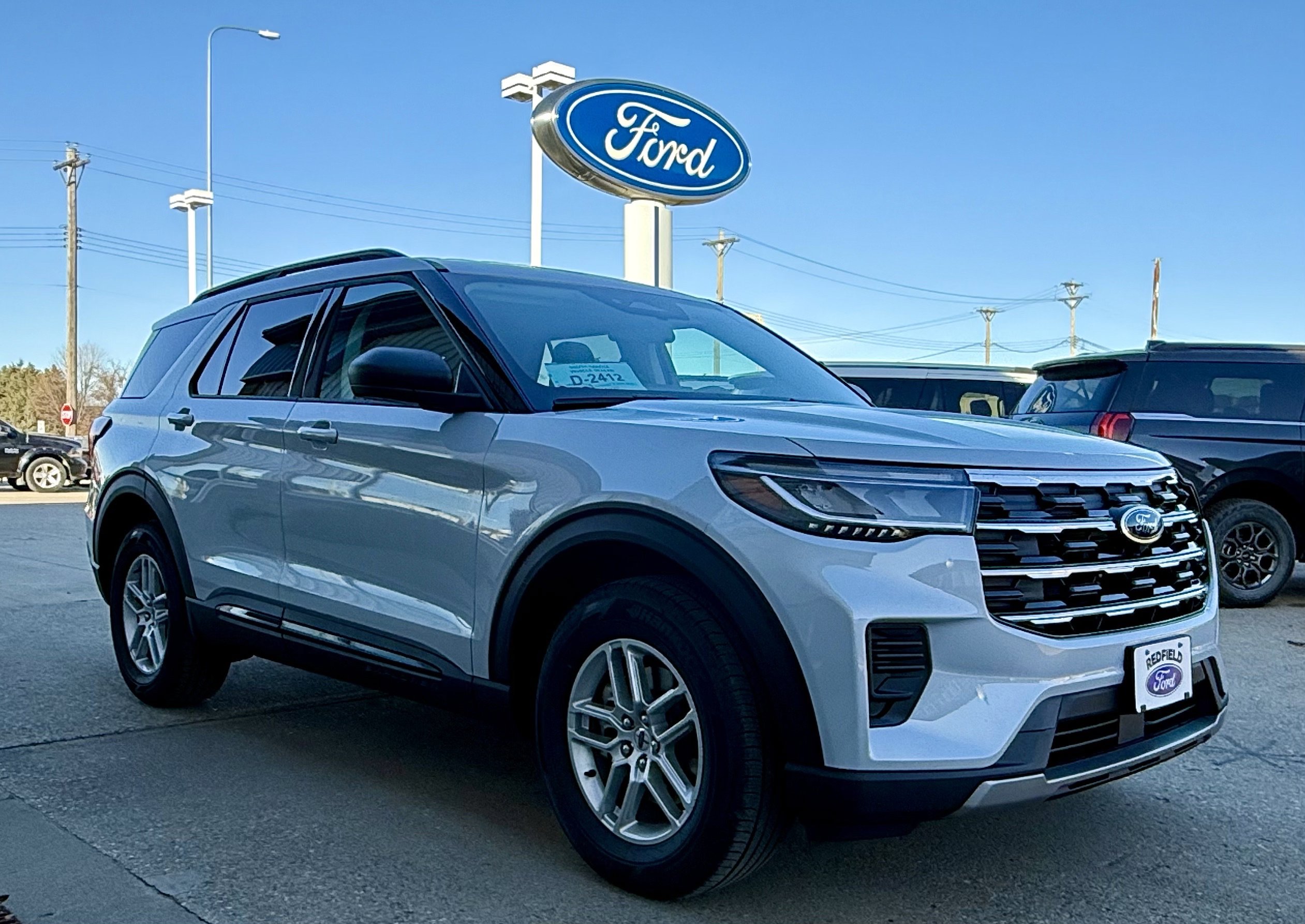 2026 Ford Explorer photo 4