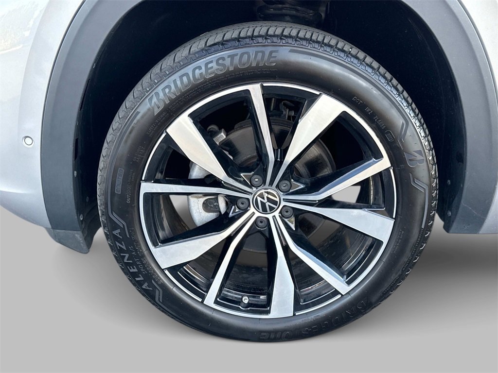 2024 Volkswagen Atlas SEL Premium R-Line photo 10