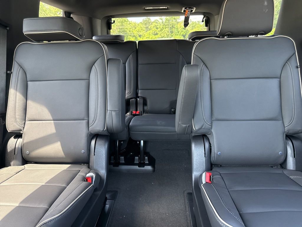 2025 Chevrolet Tahoe Premier photo 38