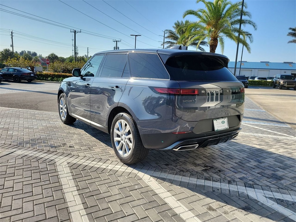 2025 Land Rover Range Rover Sport P360 S photo 2