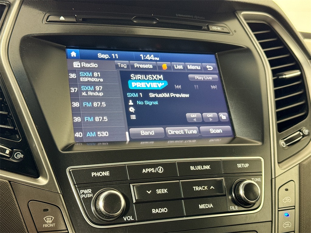 2017 Hyundai Santa Fe SE photo 27