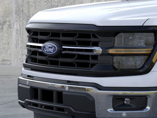 2025 Ford F-150 XLT photo 16