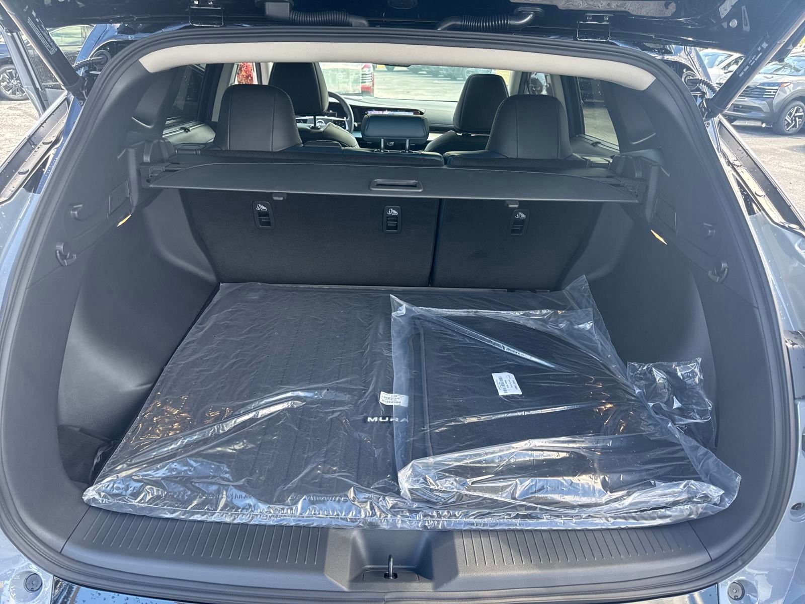 2025 Nissan Murano Platinum photo 31