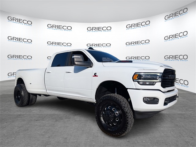 2023 RAM Ram 3500 Pickup Laramie's photo