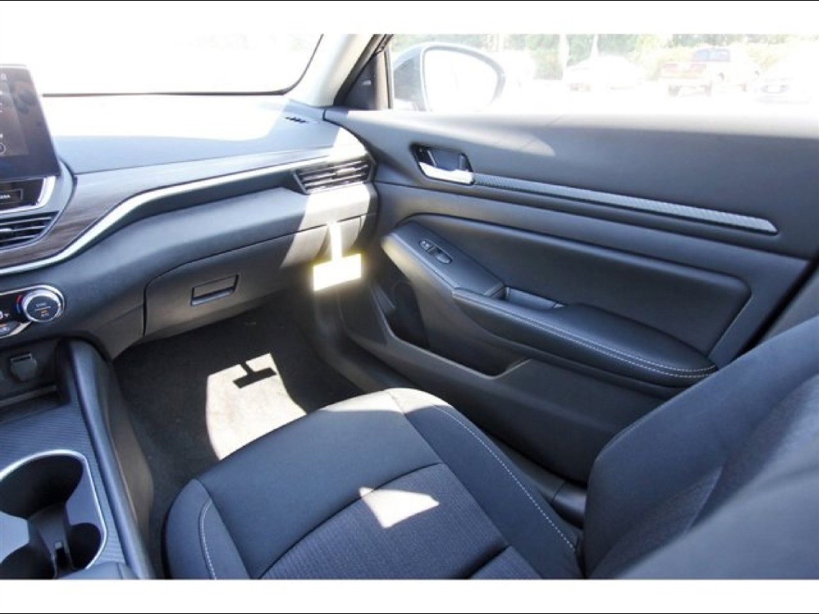 2025 Nissan Altima SV Special Edition - 8