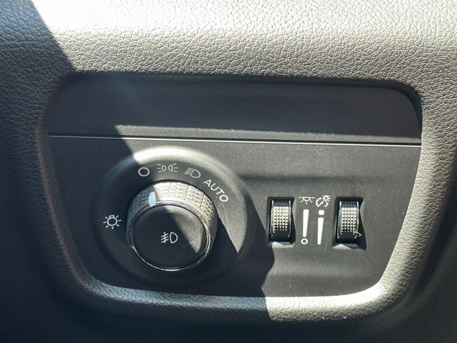 2025 Jeep Grand Cherokee L Summit photo 13