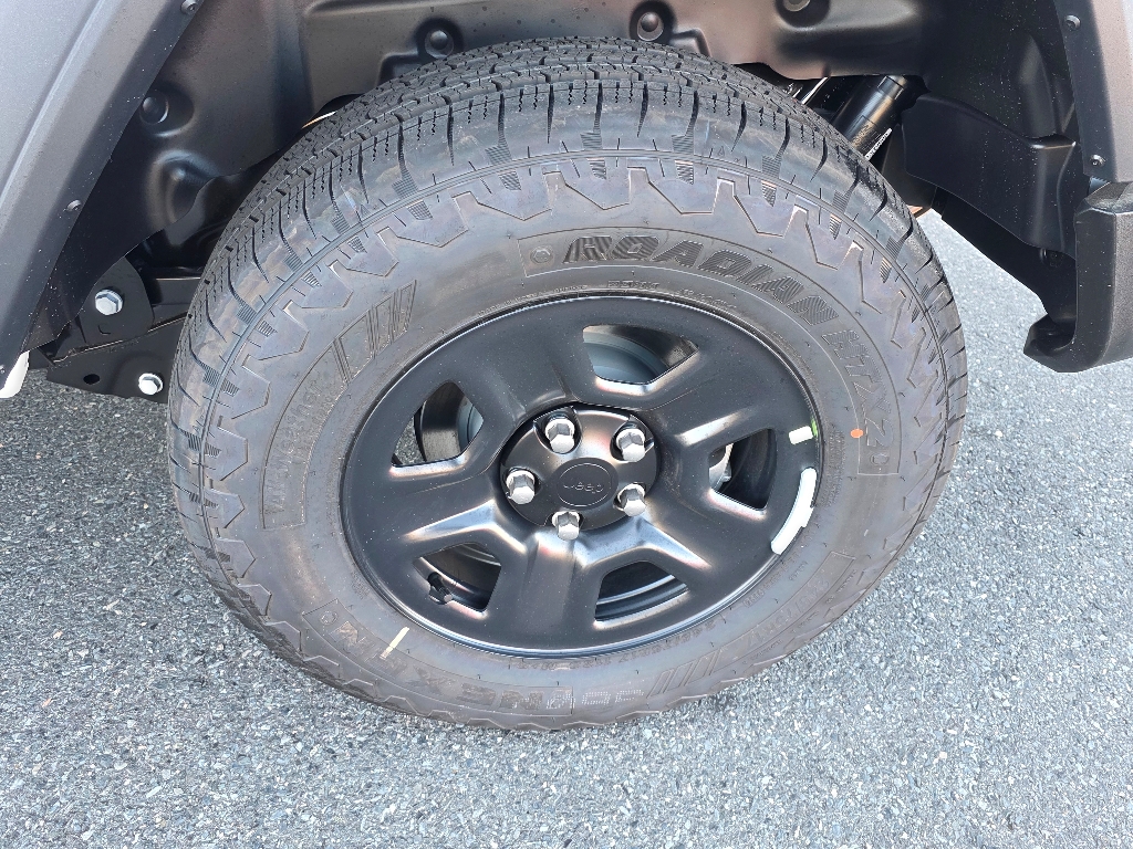 2026 Jeep Wrangler Sport photo 5