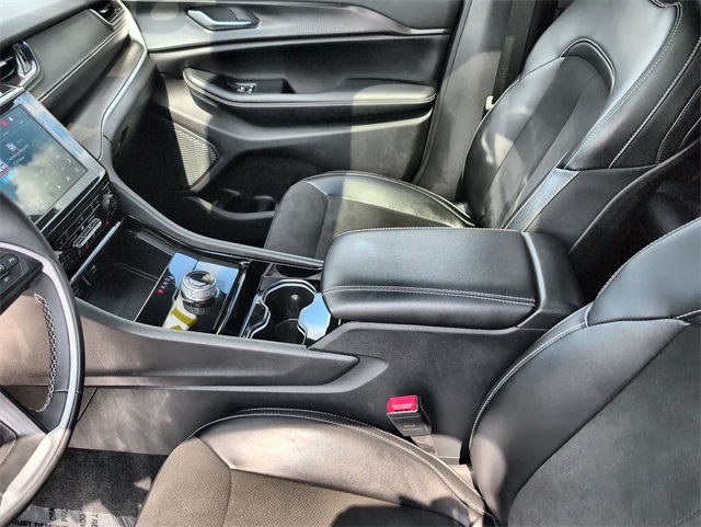2023 Jeep Grand Cherokee Altitude photo 17