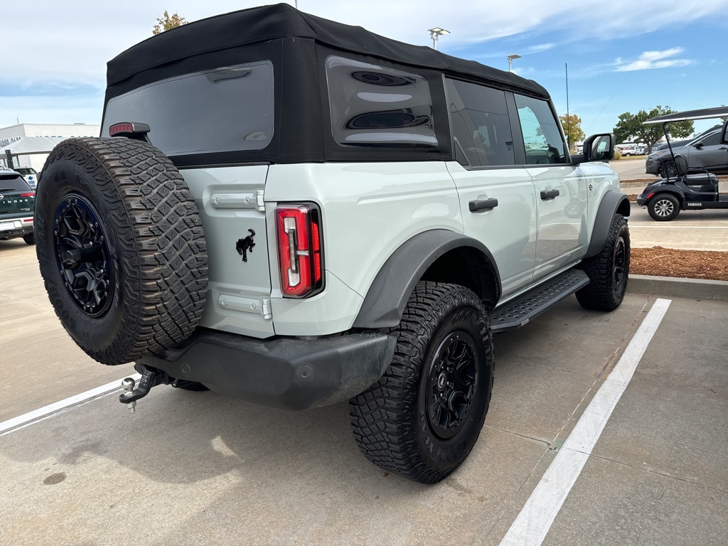 2022 Ford Bronco Wildtrak photo 3