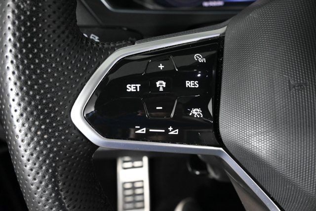 2022 Volkswagen Tiguan SEL Premium R-Line photo 21