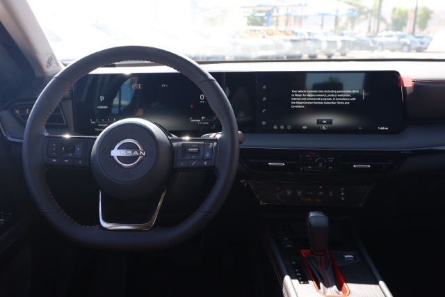 2026 Nissan Kicks SR photo 20