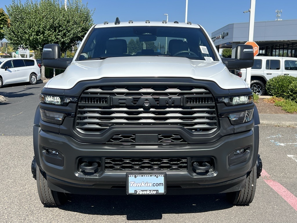 2026 Ram 5500 Tradesman photo 2