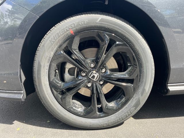 2025 Honda Accord SE photo 9