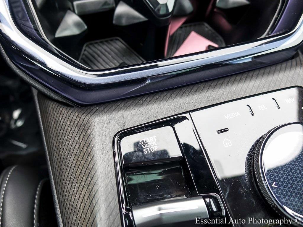 2025 BMW X3 - Image 14