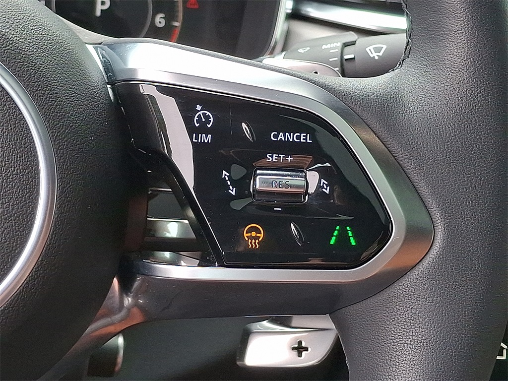 2024 Jaguar XF R-Dynamic SE photo 22