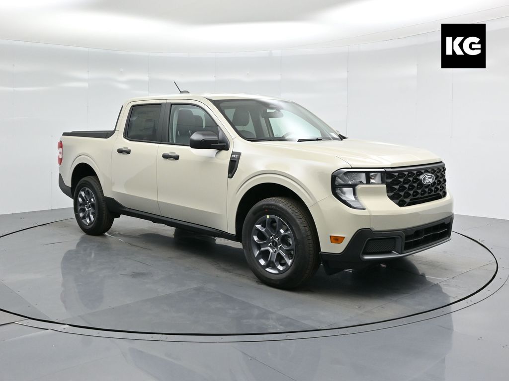 2025 Ford Maverick XLT's photo