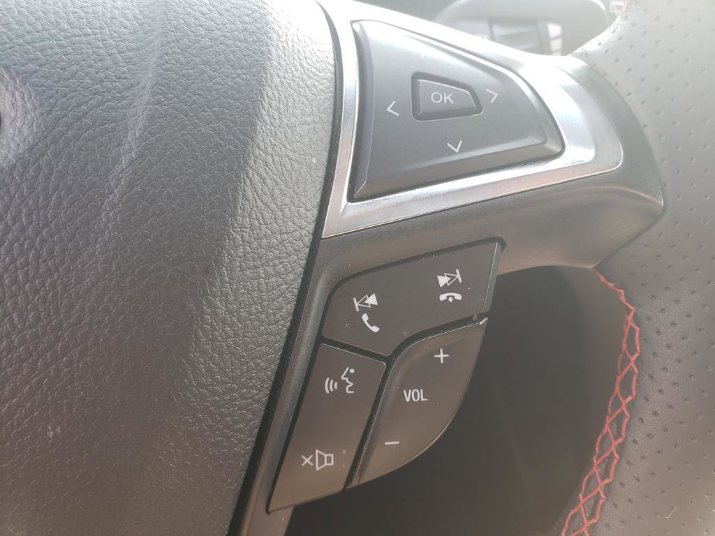 2024 Ford Edge ST-Line photo 21