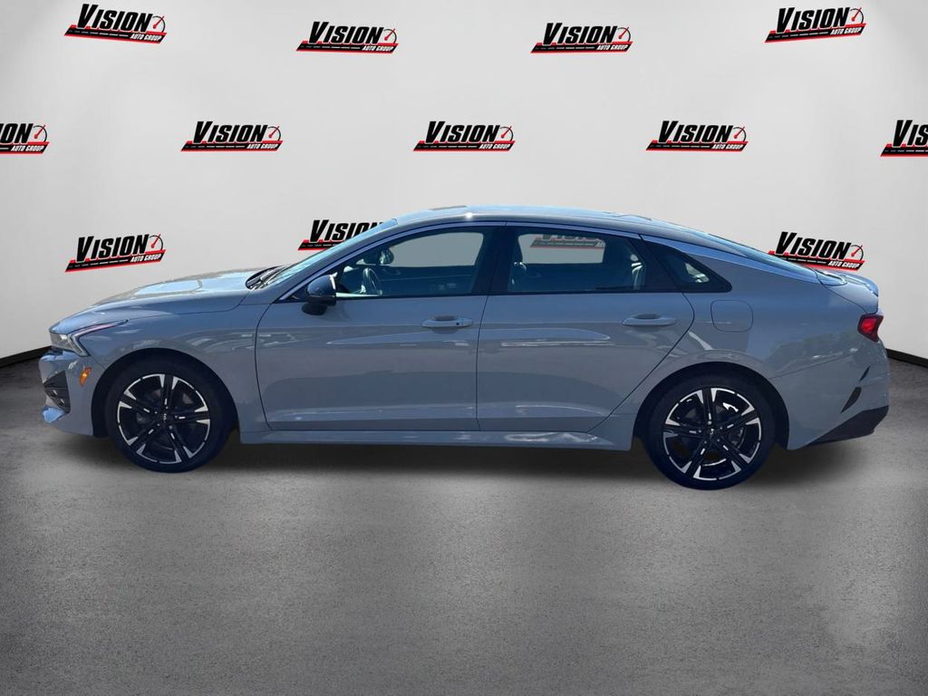 2024 Kia K5 GT-Line photo 8