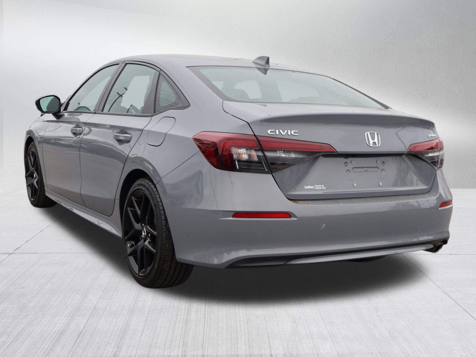 2025 Honda Civic Sport photo 4