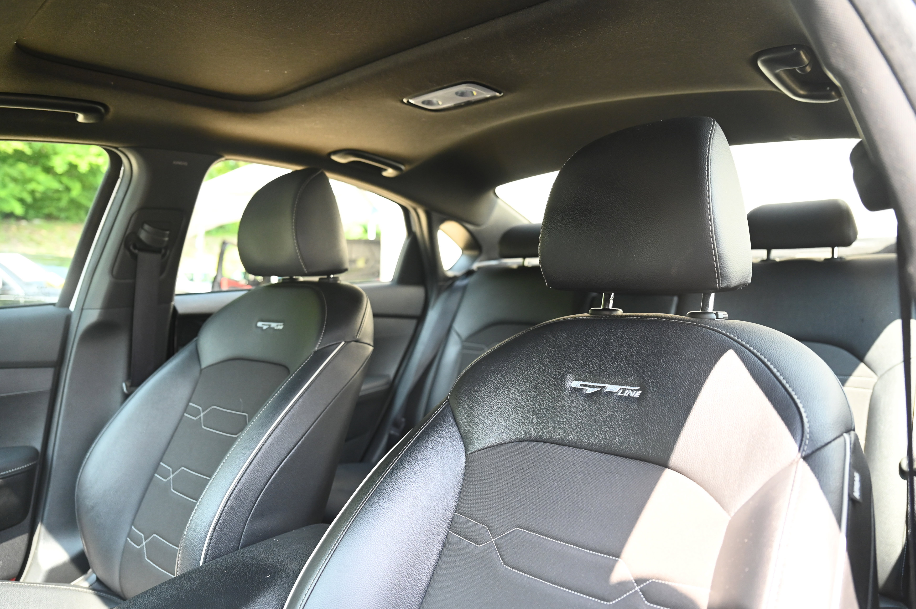 2023 Kia Forte GT-Line photo 23