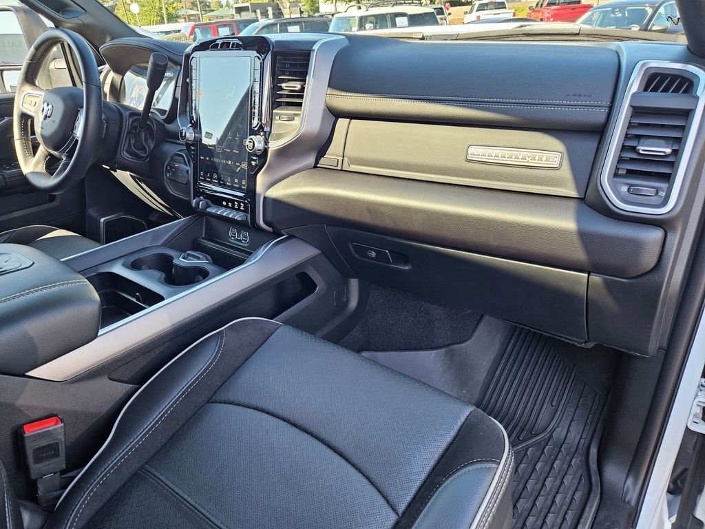 2024 Ram 2500 Laramie photo 35