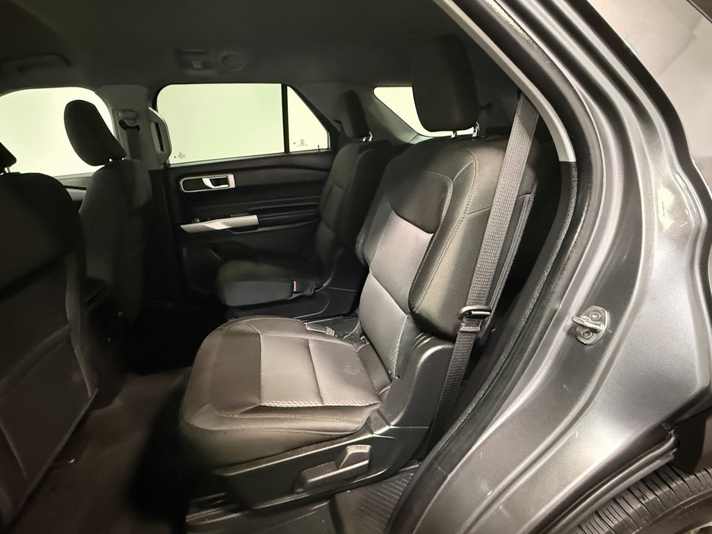 2022 Ford Explorer XLT photo 4