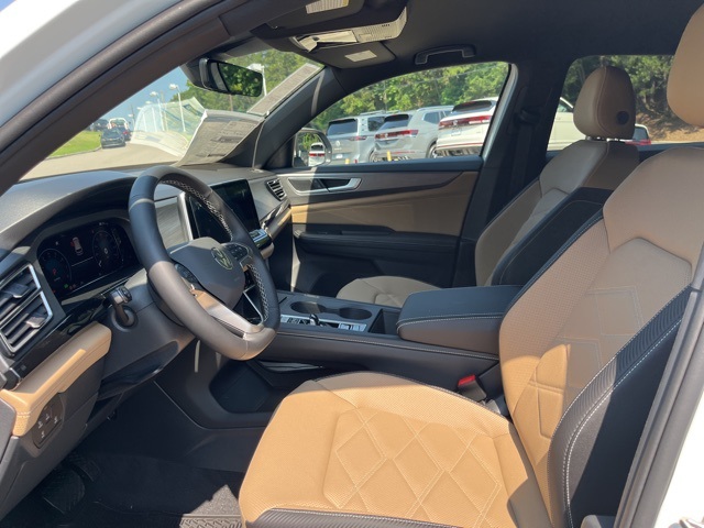 2025 Volkswagen Atlas Cross Sport SE photo 4