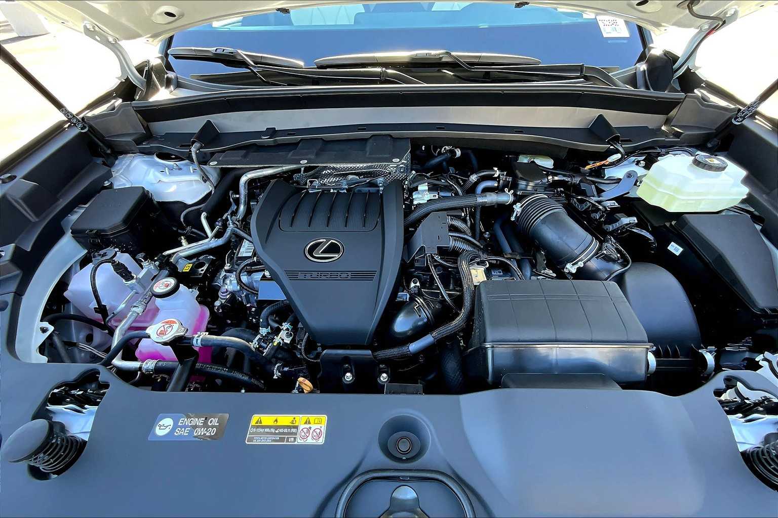 2026 Lexus TX 500h F SPORT Performance Premium photo 15