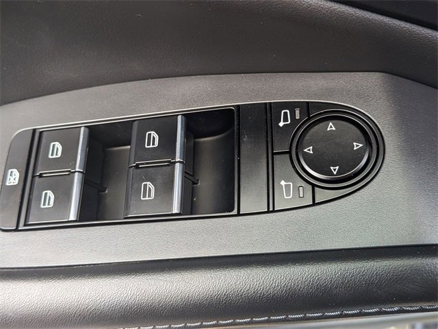 2022 Mazda CX-30 2.5 Select photo 12
