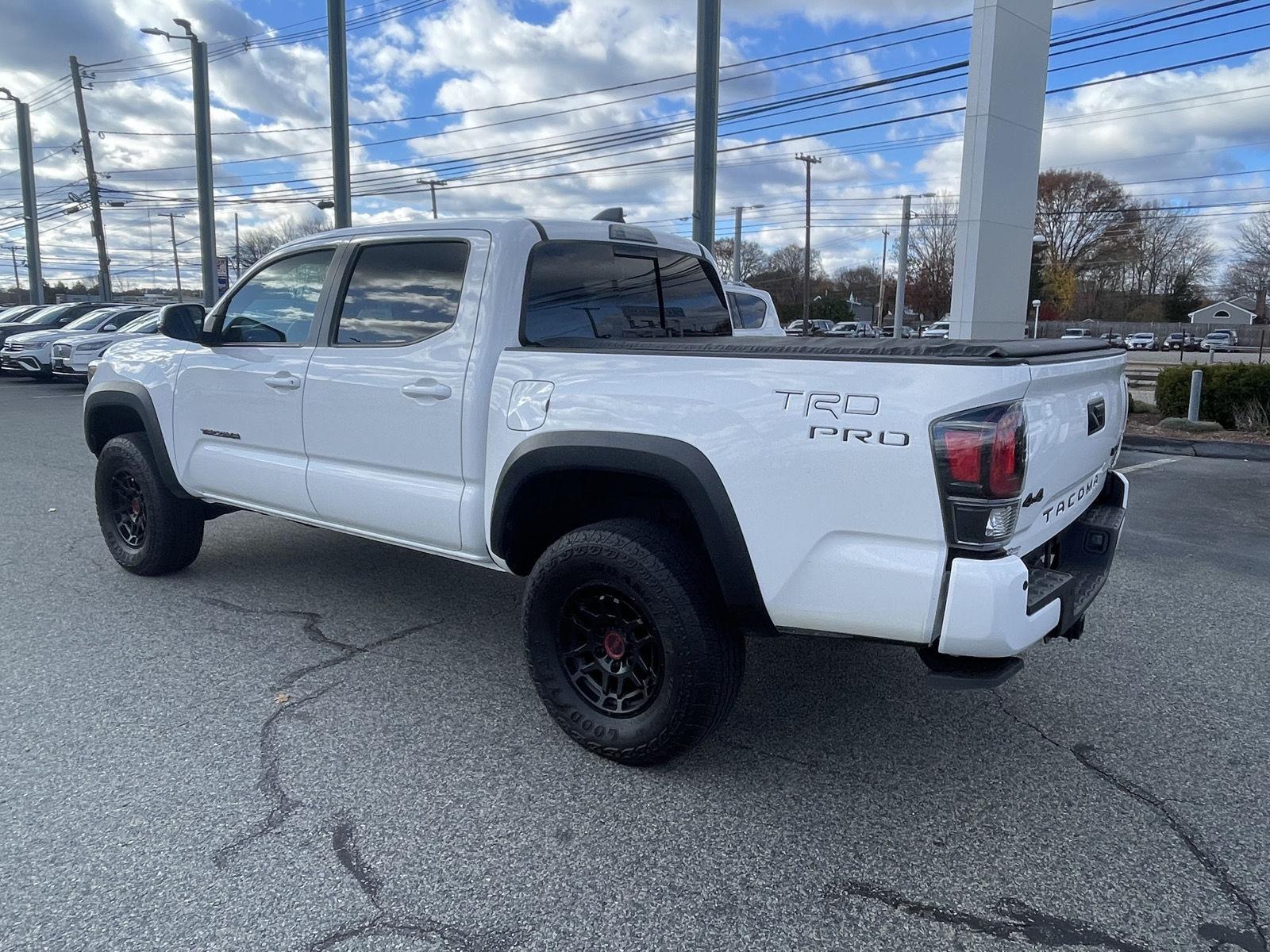 2023 Toyota Tacoma TRD Pro photo 3