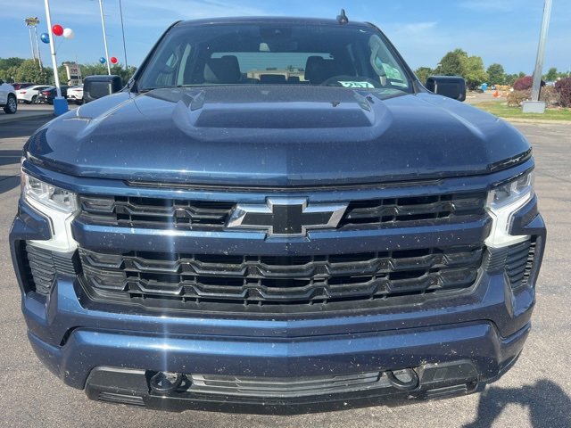 2022 Chevrolet Silverado 1500 RST photo 2