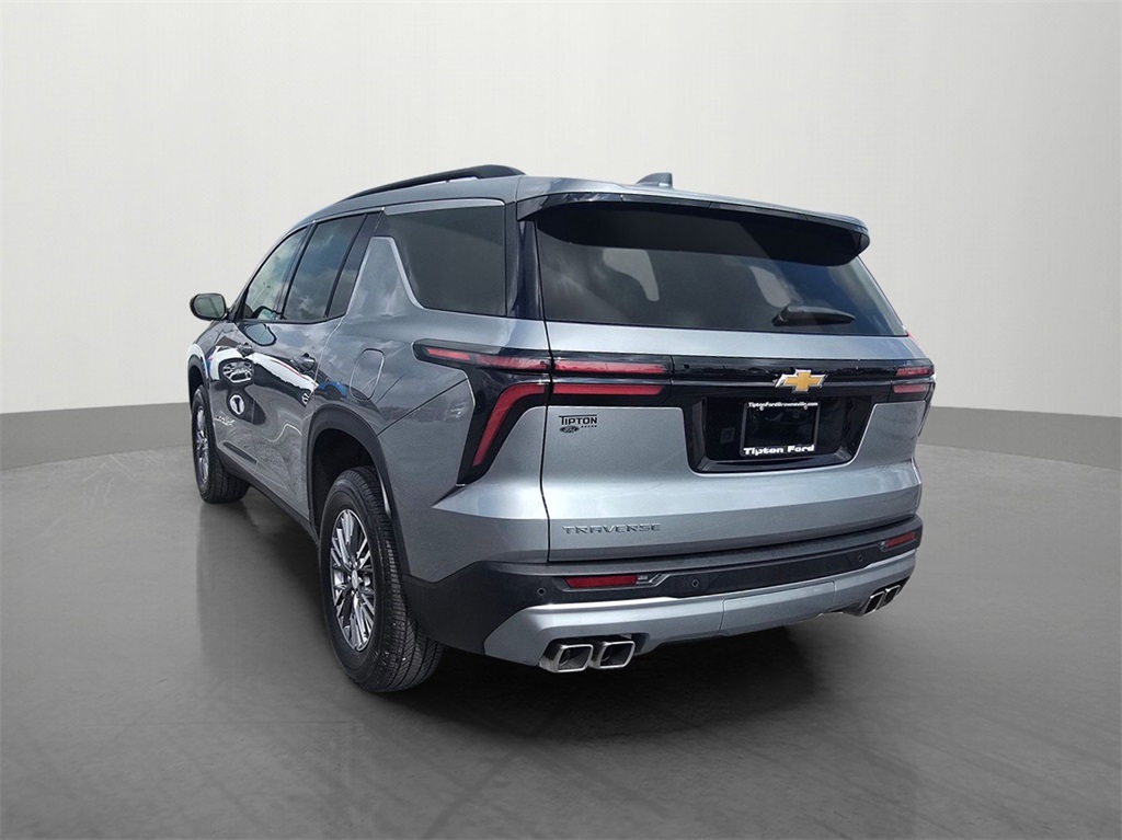 2025 Chevrolet Traverse photo 4