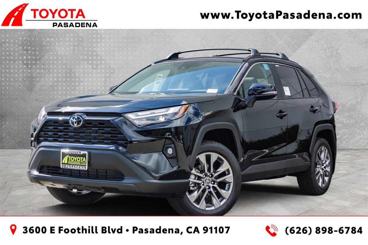 2025 Toyota RAV4 XLE Premium's photo