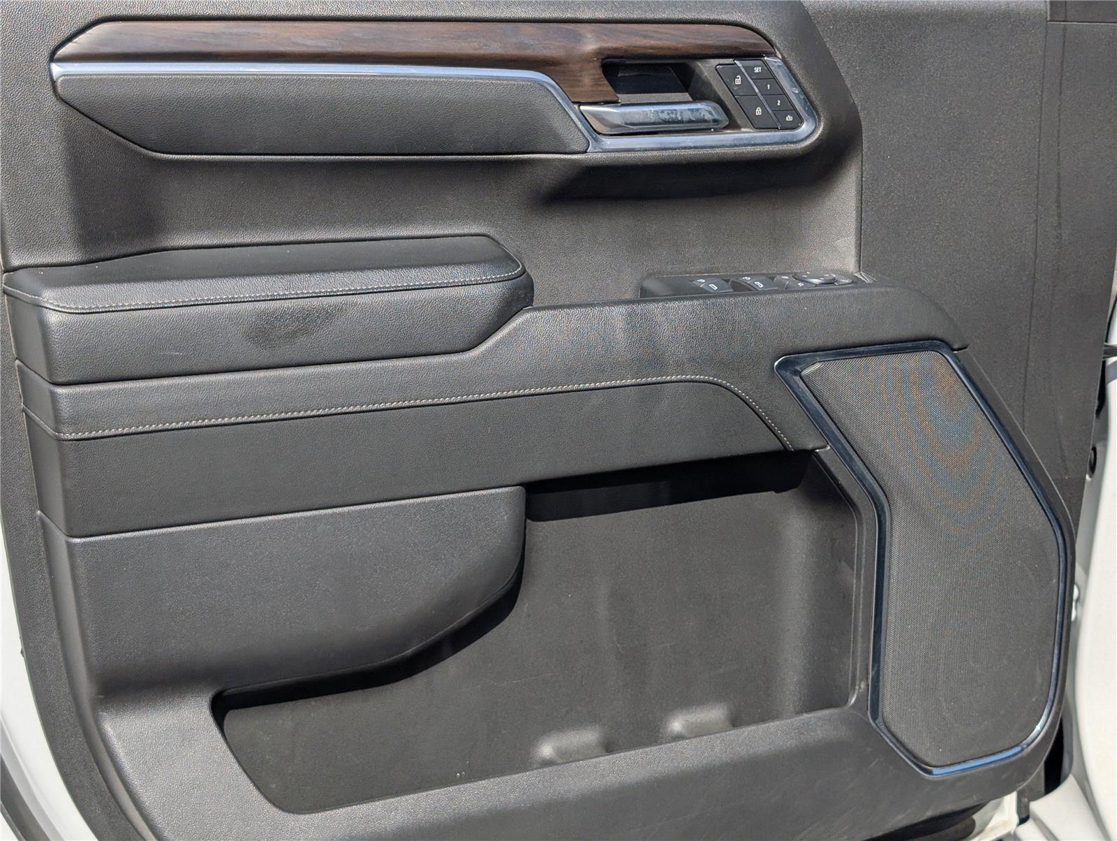 2024 Gmc Sierra 1500 SLT photo 15