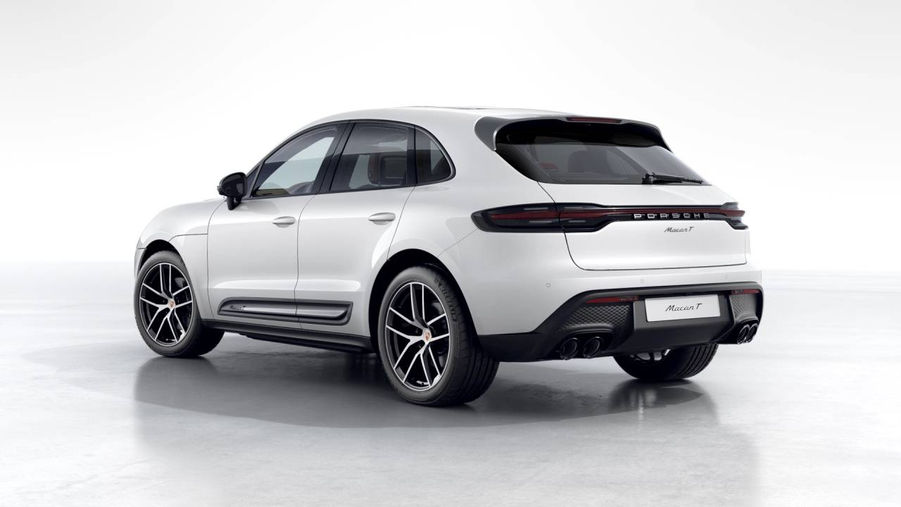 2026 Porsche Macan T photo 3