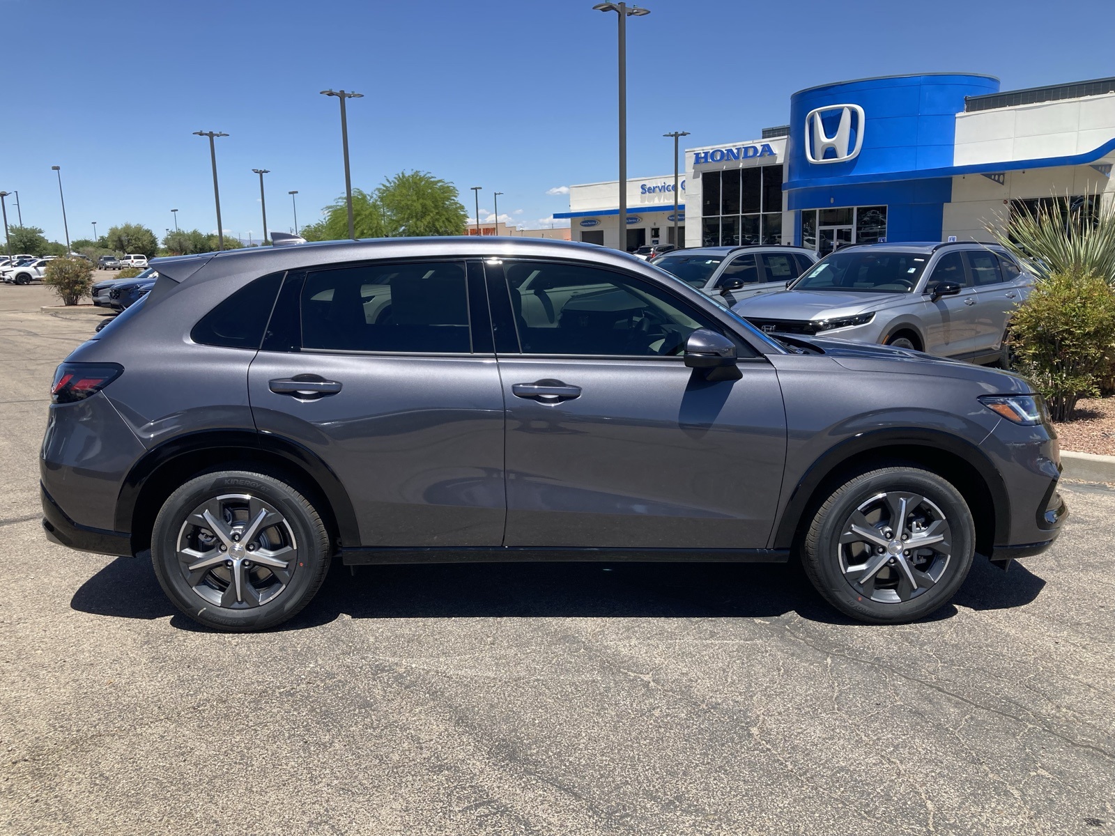 2025 Honda HR-V EX-L photo 4