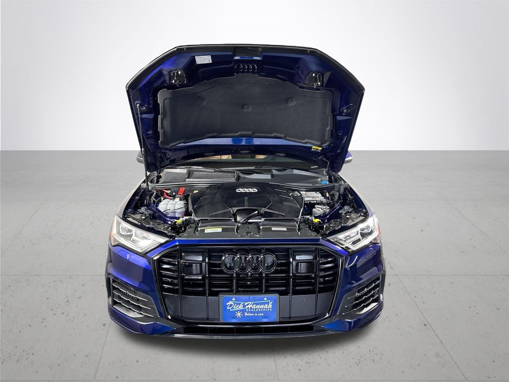 2022 Audi Q7 55 Premium Plus photo 18